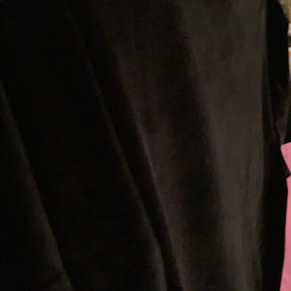 🌼SALE🌼 Velvet Victoria’s Secret Pink Top - Picture 4 of 5